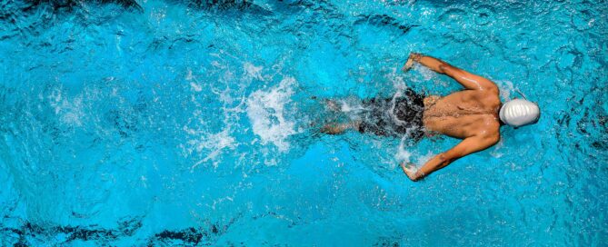 Overhead image of a swimmer swimming butterfly.