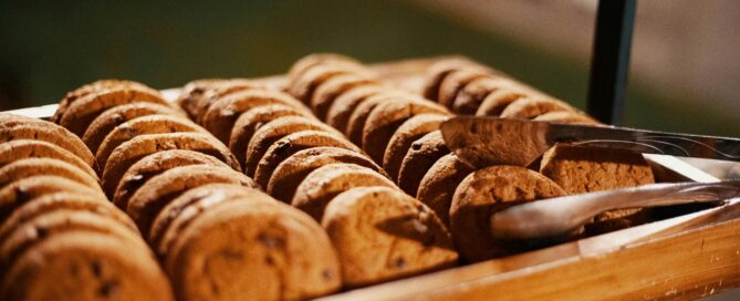 Cookies on a wooden serving tray.